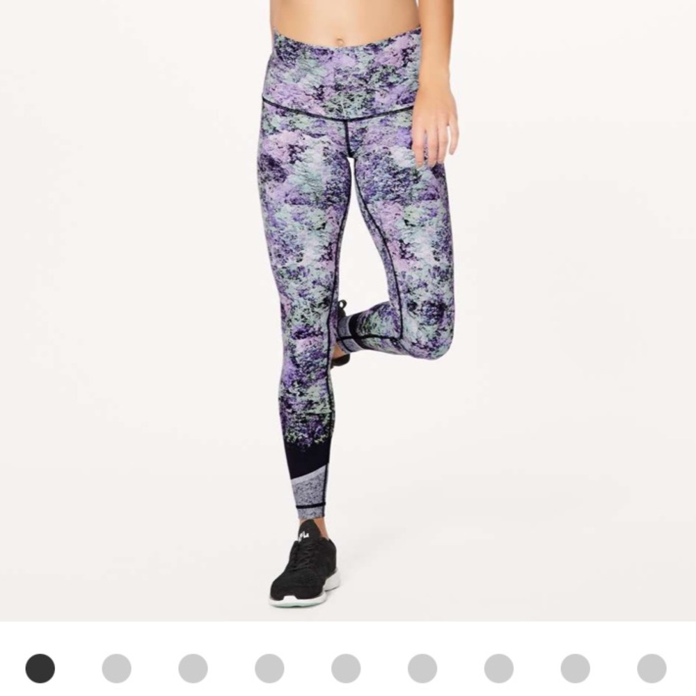 Lululemon leggings size 6!